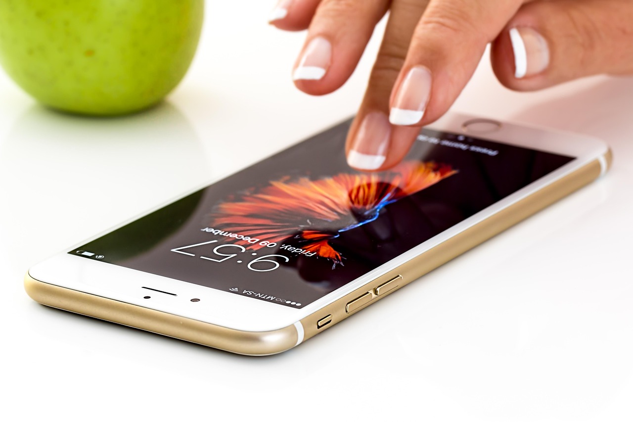 Quelles applications mobiles sont essentielles pour voyager ?