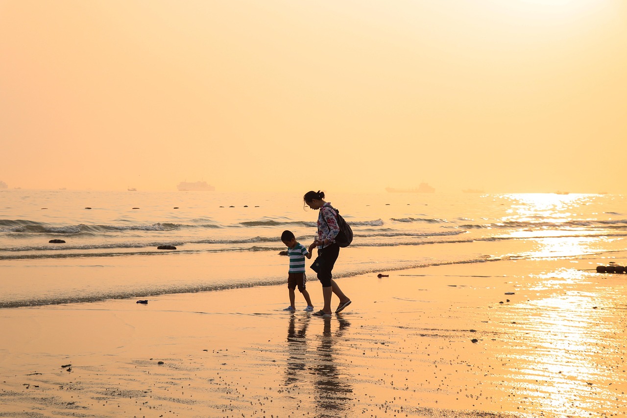 découvrez nos meilleurs conseils pour voyager en famille : organisation, astuces pour occuper les enfants, destinations adaptées et recommandations pour des vacances réussies avec petits et grands !