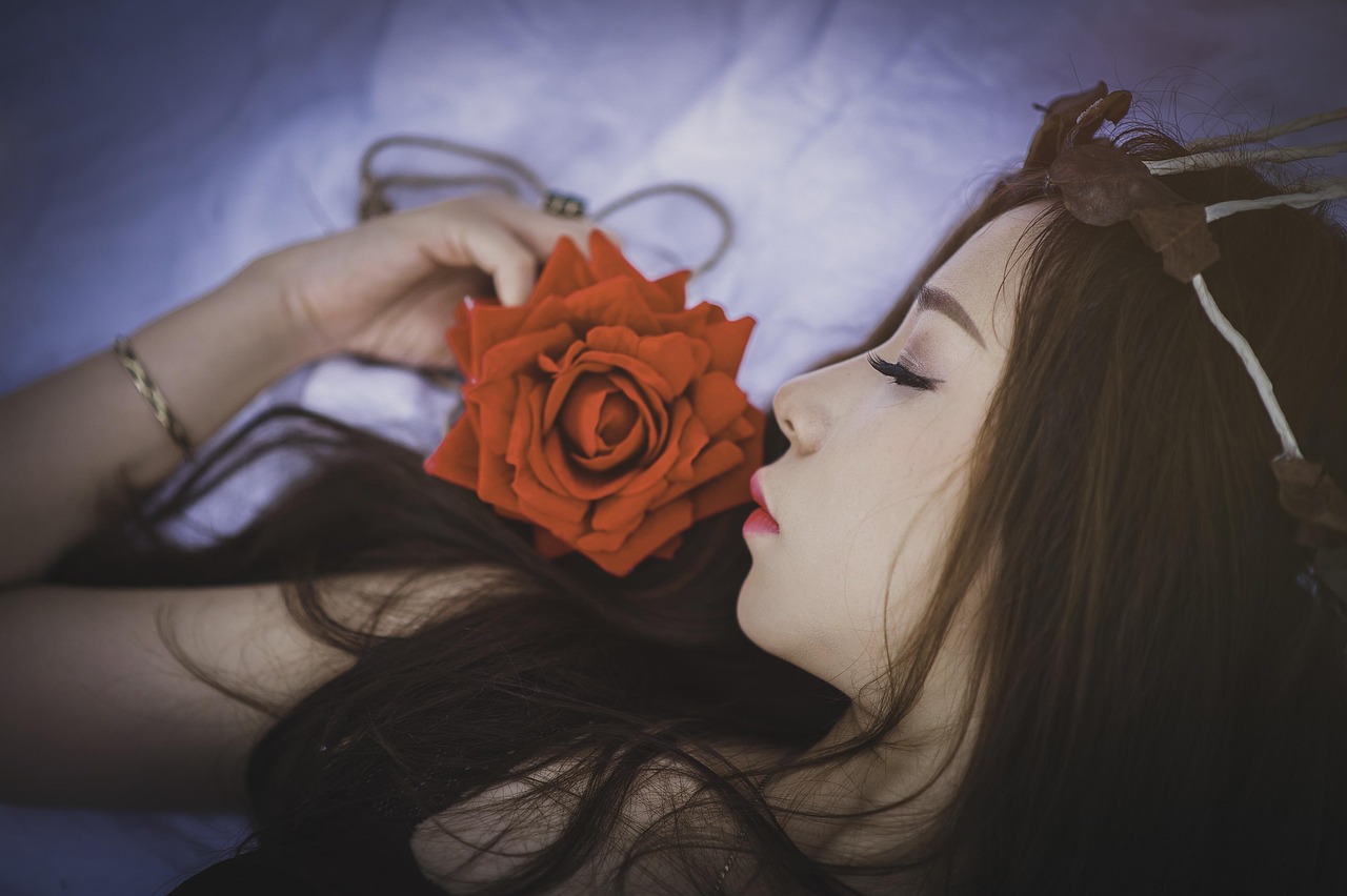 découvrez l'importance du sommeil pour votre bien-être, les meilleures astuces pour mieux dormir et les solutions efficaces contre les troubles du sommeil.