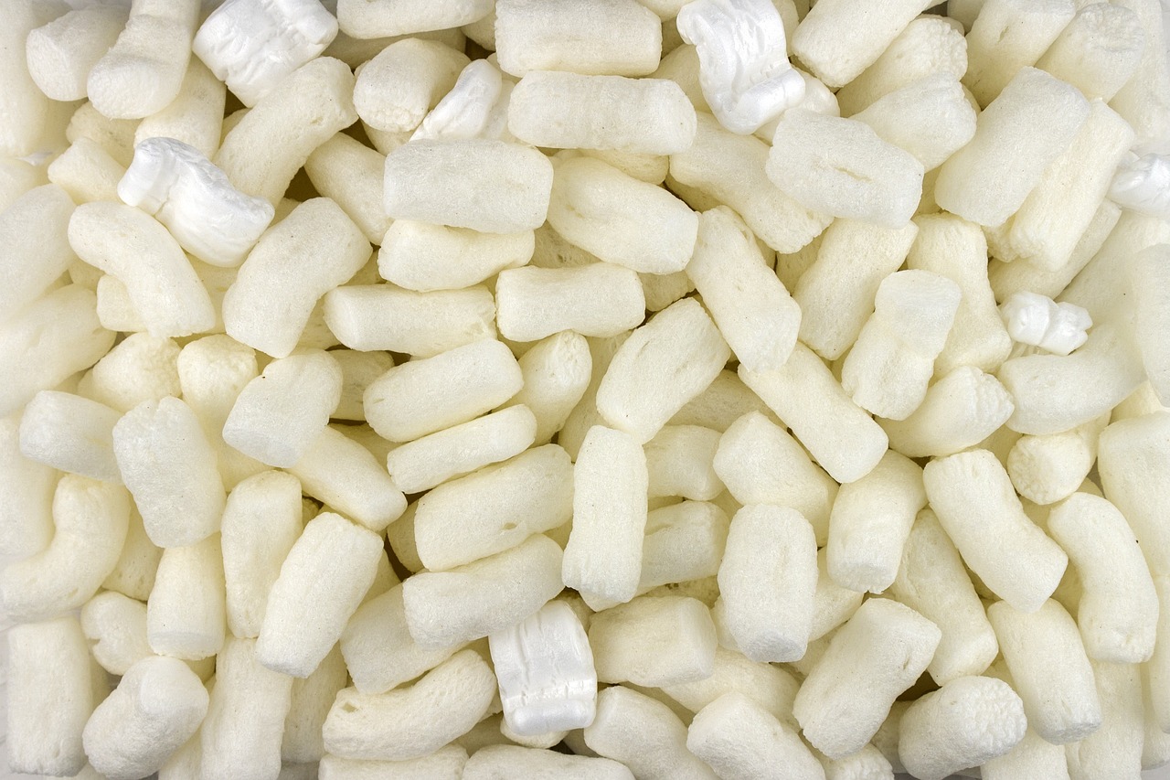 découvrez nos astuces et conseils pour optimiser votre préparation de voyage, gagner de la place dans vos bagages et voyager léger en toute simplicité.